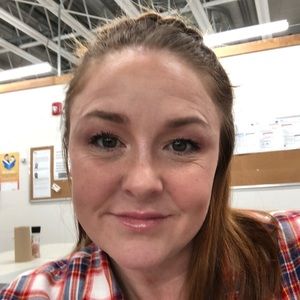 Meet your Posher, Liz